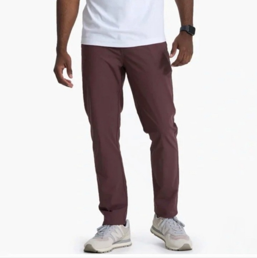 VUORI Meta Maroon Chestnut Casual Dress Pants Men's Sz 32 Athletic Slimfit EUC